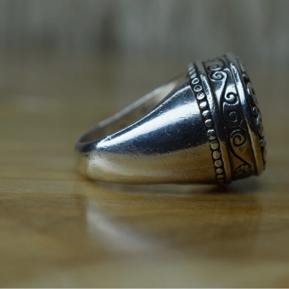 🚫SOLD🚫Vintage Sterling Silver Statement Ring - Size 8.5 US - Picture 3 of 11